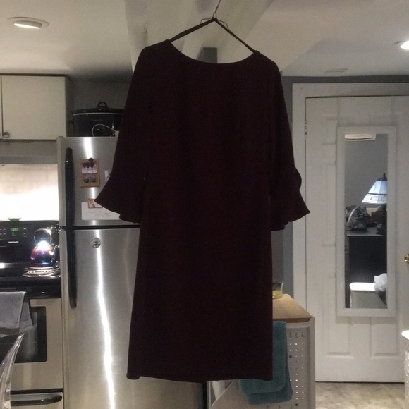 Maroon dress - Picture 2 of 3